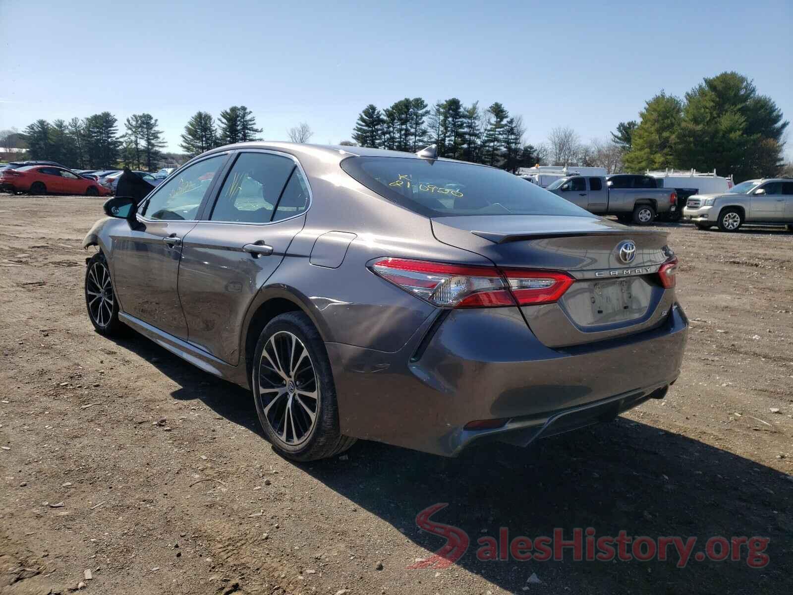 4T1B11HK8KU681811 2019 TOYOTA CAMRY