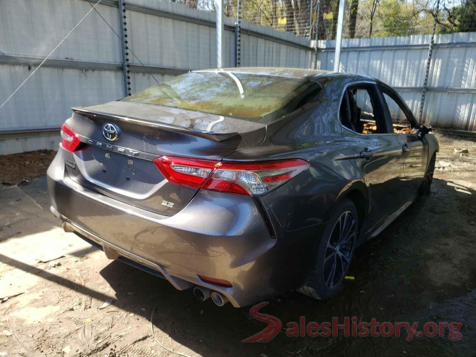 4T1B11HK7JU583545 2018 TOYOTA CAMRY