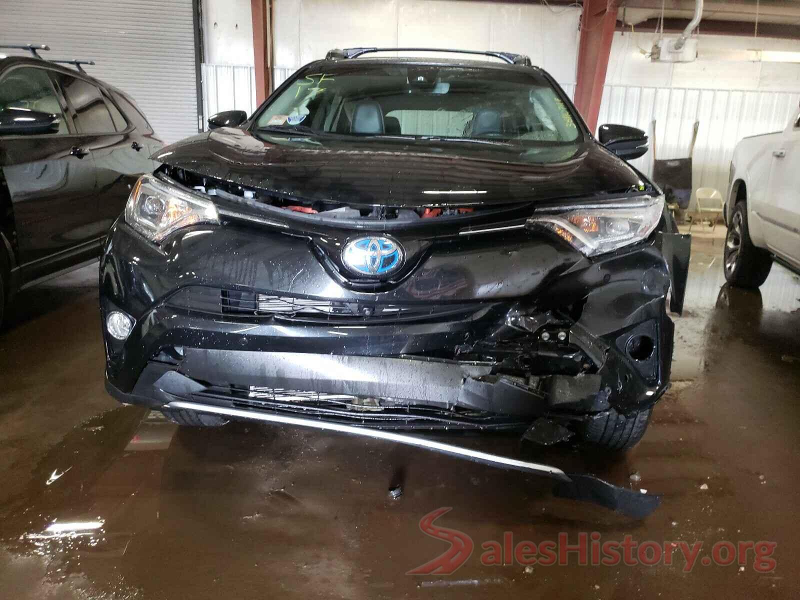 JTMDJREV6HD060683 2017 TOYOTA RAV4