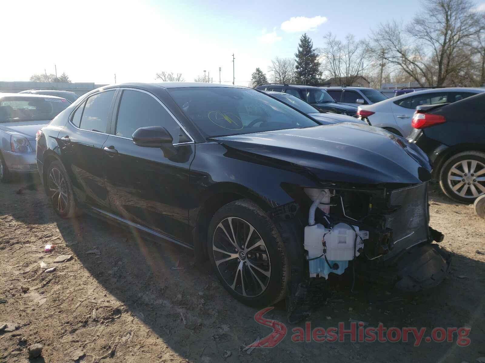 4T1B11HK8KU803163 2019 TOYOTA CAMRY