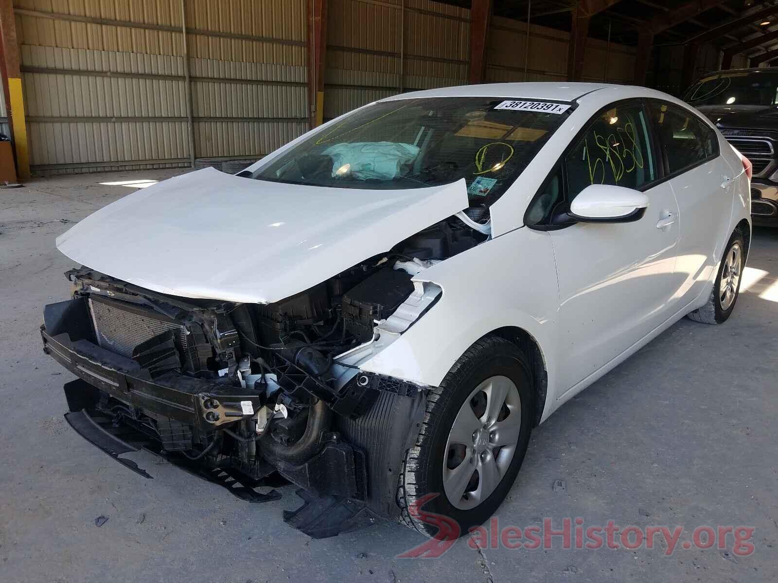 3KPFK4A7XJE231486 2018 KIA FORTE