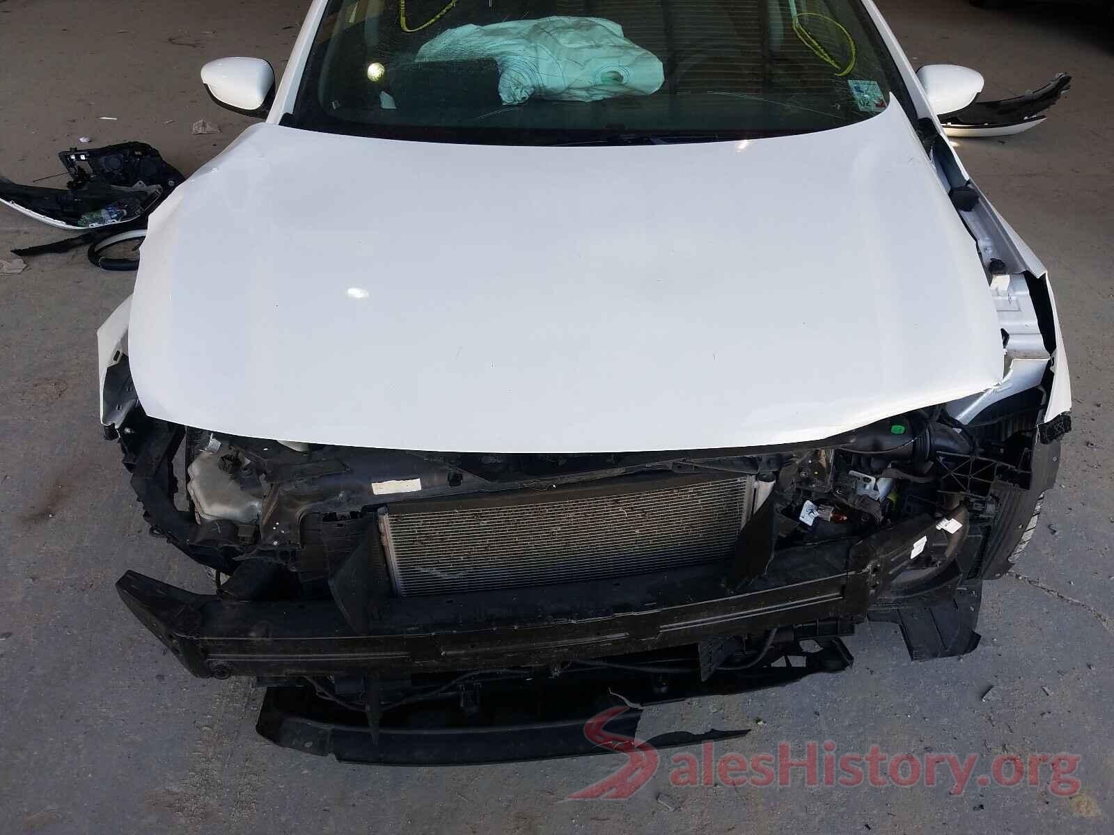 3KPFK4A7XJE231486 2018 KIA FORTE