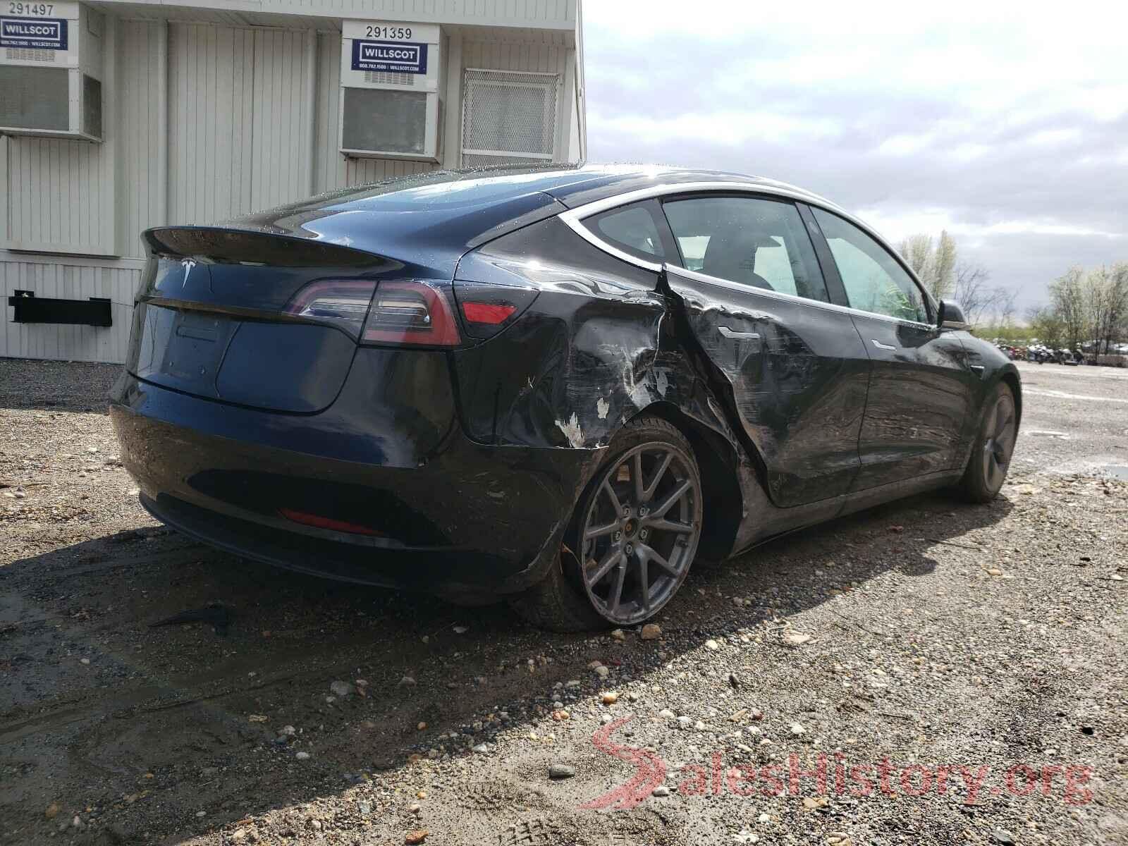 5YJ3E1EA3JF062601 2018 TESLA MODEL 3