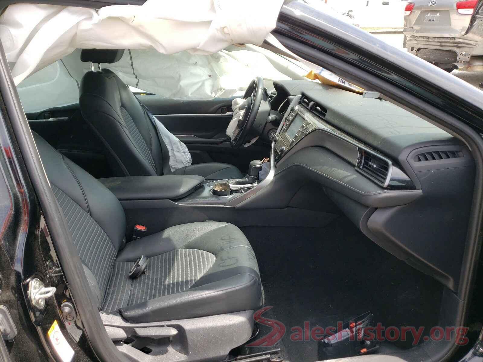 4T1B11HK8KU685843 2019 TOYOTA CAMRY