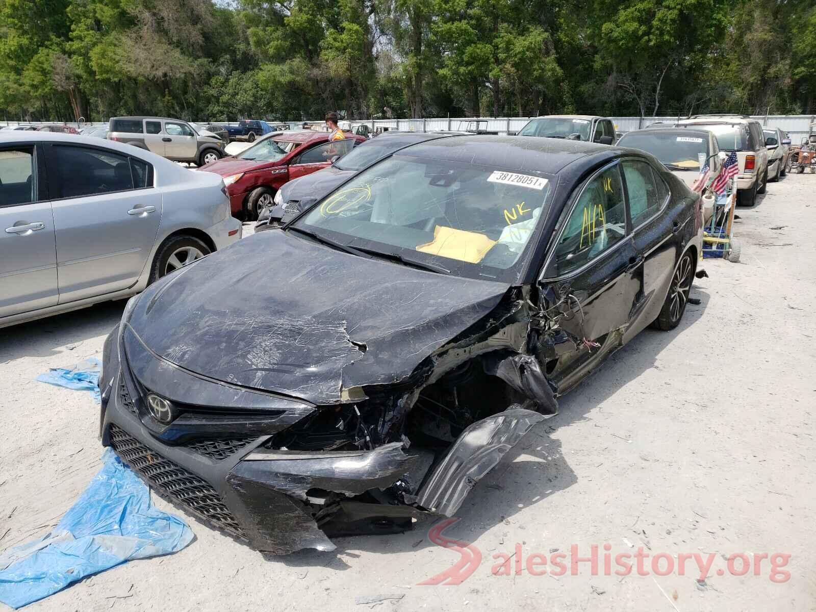 4T1B11HK8KU685843 2019 TOYOTA CAMRY