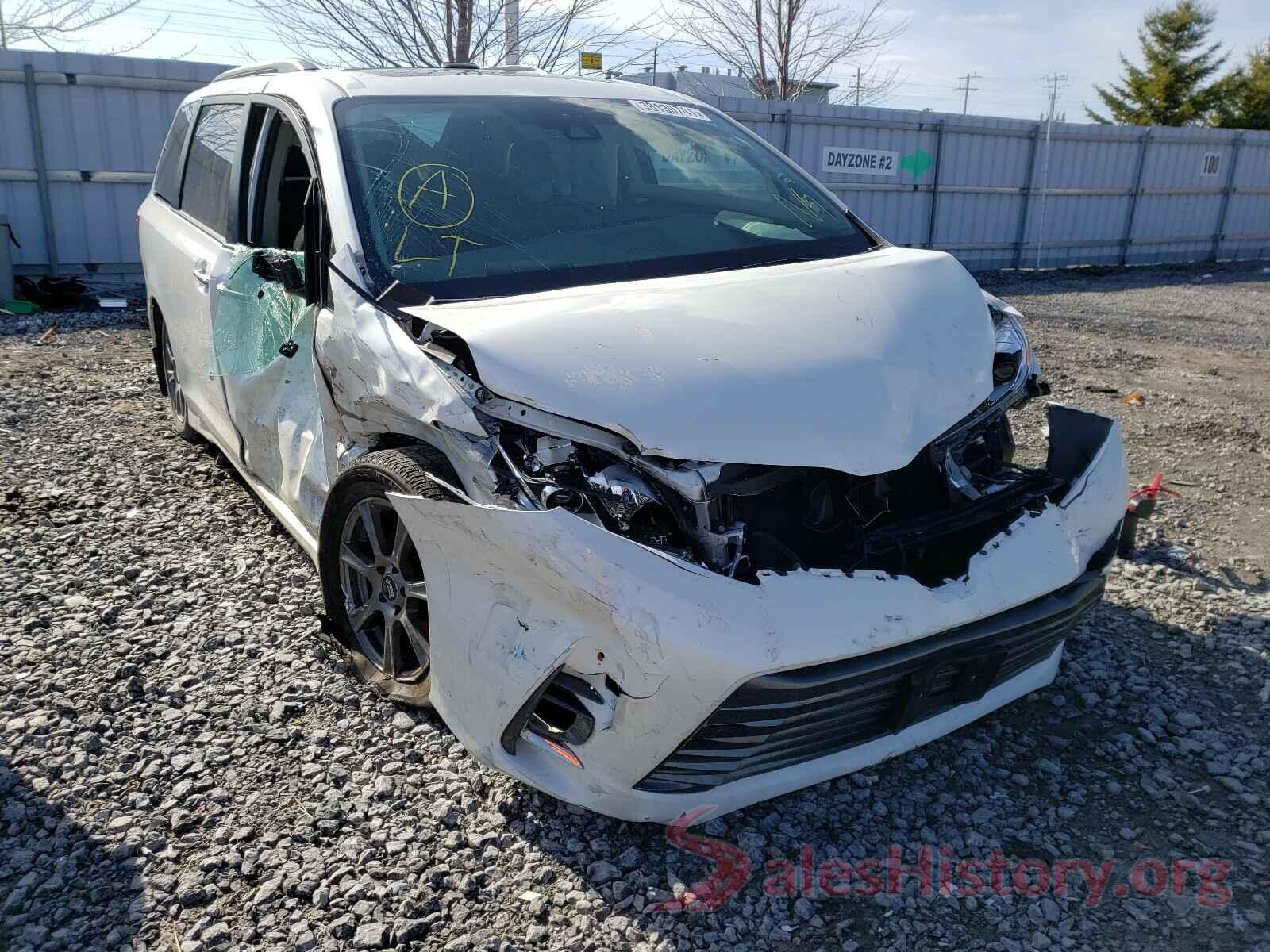 5TDDZ3DC5JS190115 2018 TOYOTA SIENNA