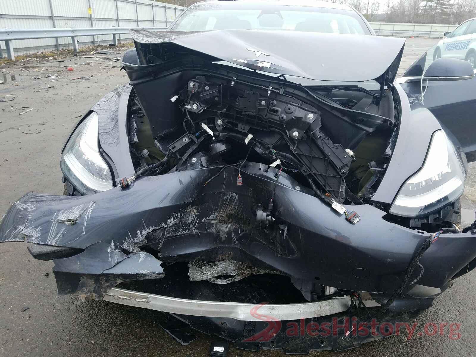 5YJ3E1EB5JF103867 2018 TESLA MODEL 3