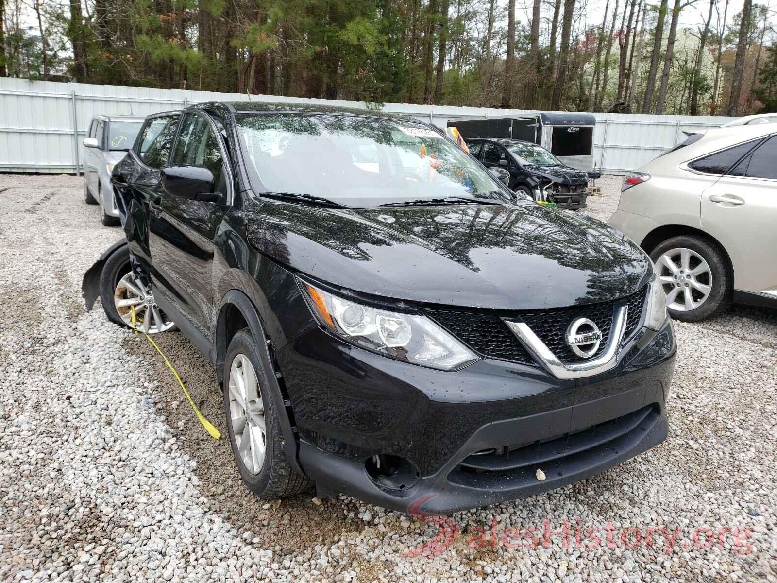 JN1BJ1CR9HW122003 2017 NISSAN ROGUE