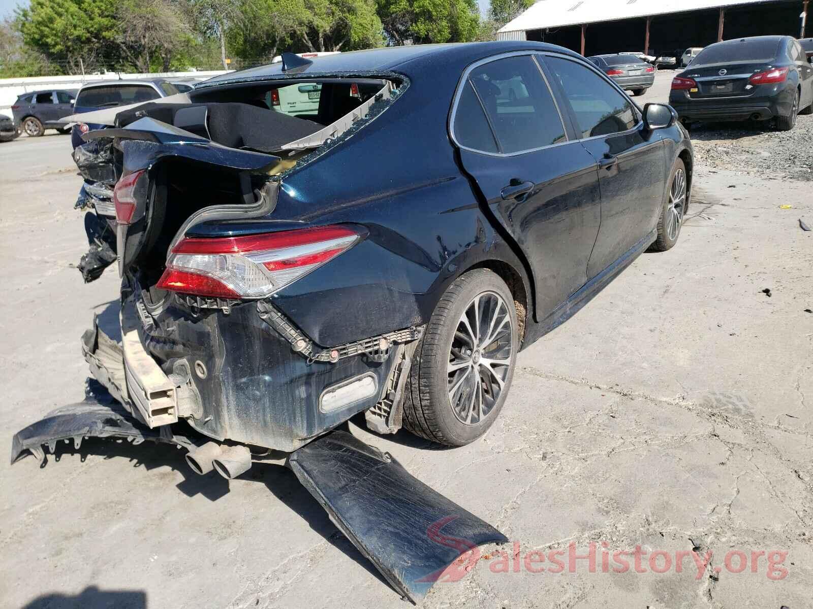 4T1B11HK2KU702877 2019 TOYOTA CAMRY