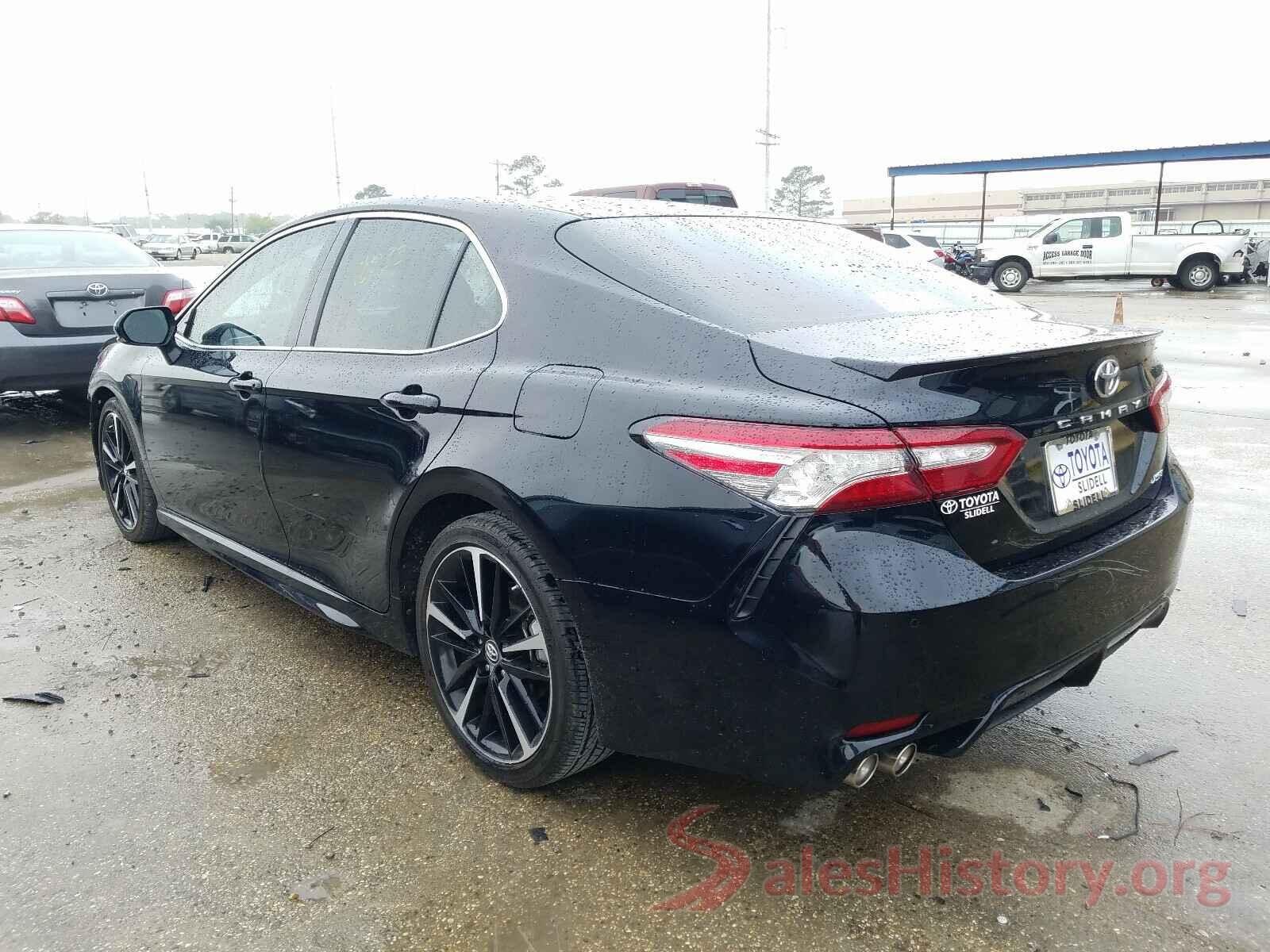 4T1B61HK2JU082175 2018 TOYOTA CAMRY