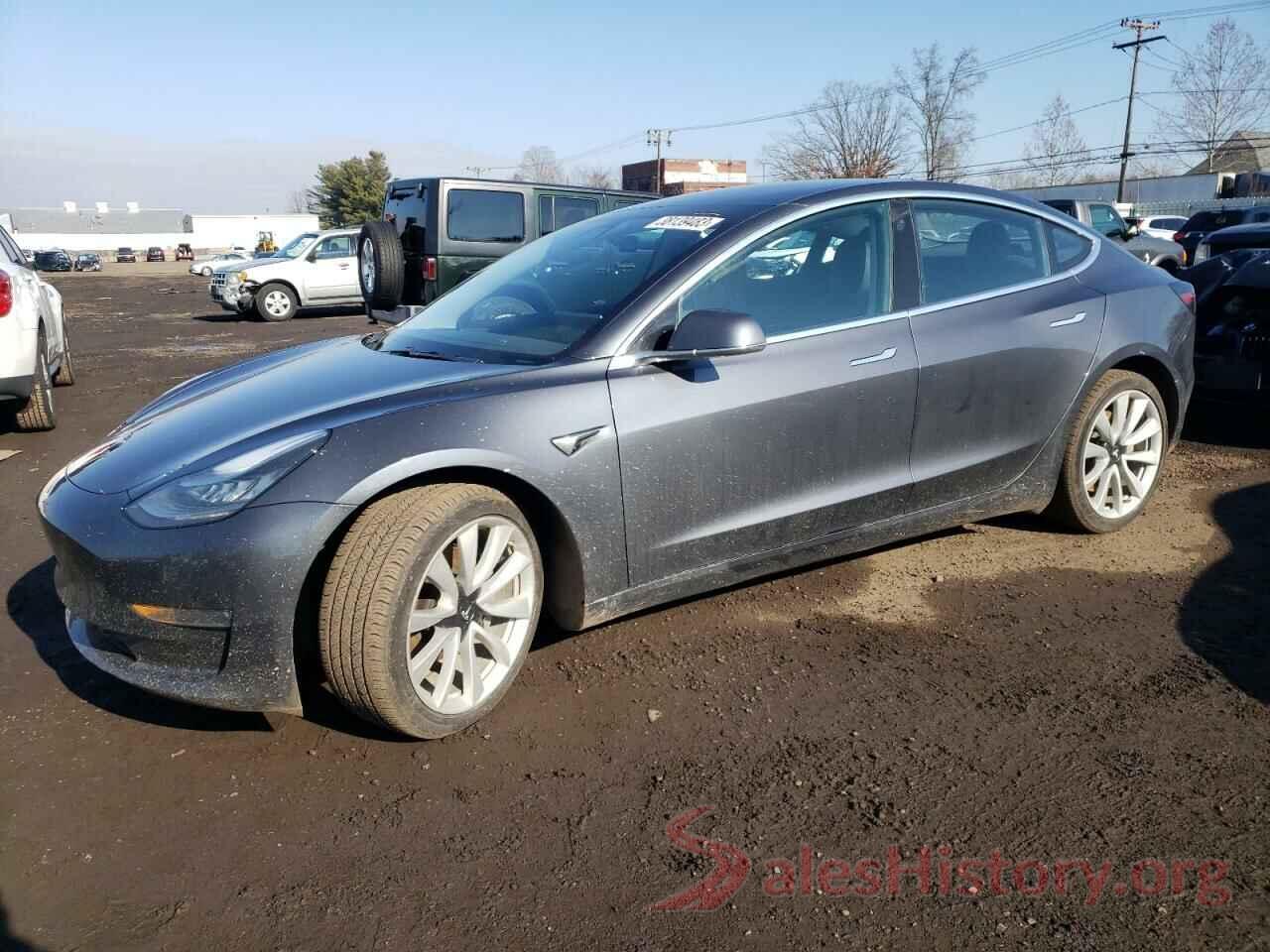 5YJ3E1EB8JF132621 2018 TESLA MODEL 3