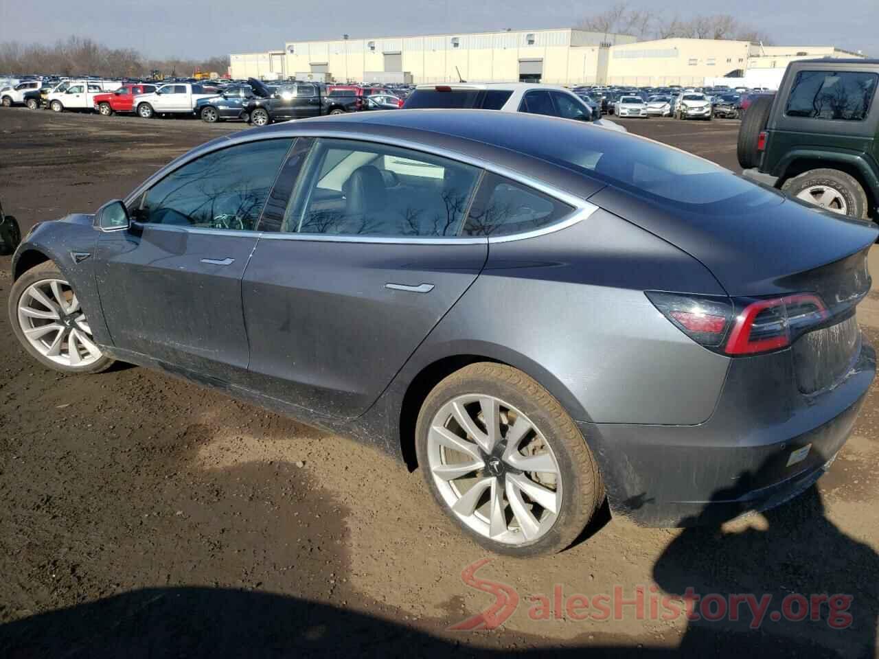 5YJ3E1EB8JF132621 2018 TESLA MODEL 3