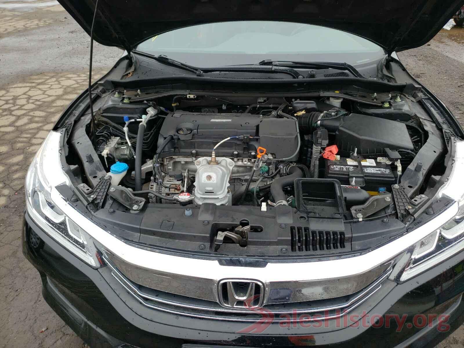 1HGCR2F1XHA108938 2017 HONDA ACCORD