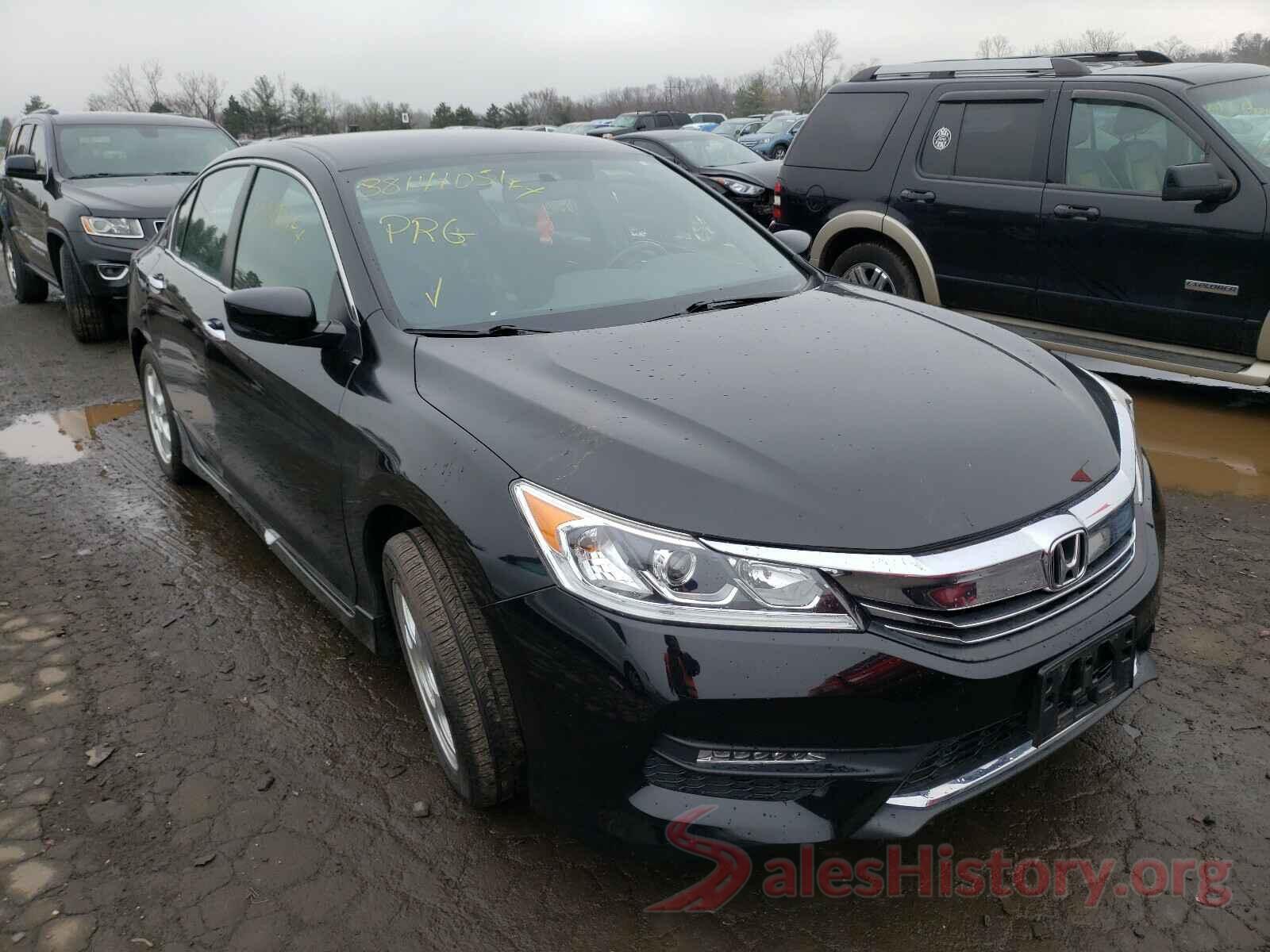 1HGCR2F1XHA108938 2017 HONDA ACCORD