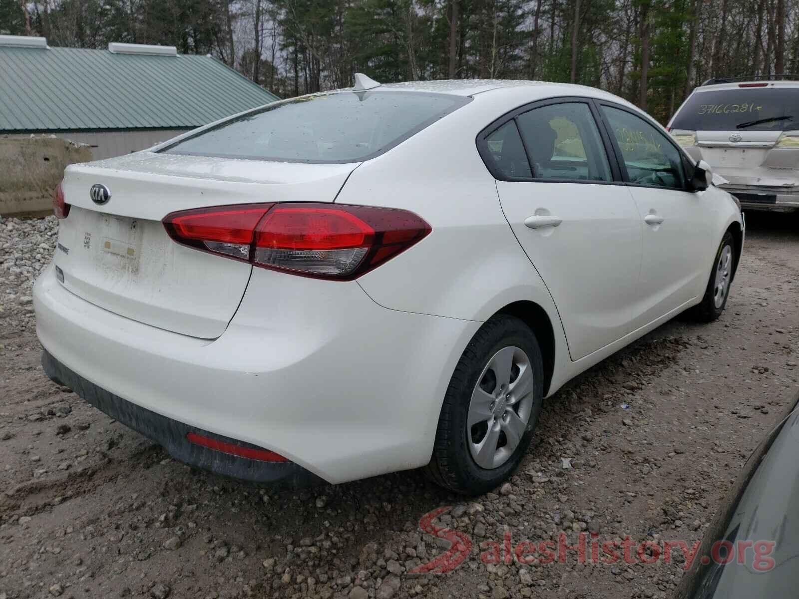 3KPFK4A78HE110370 2017 KIA FORTE