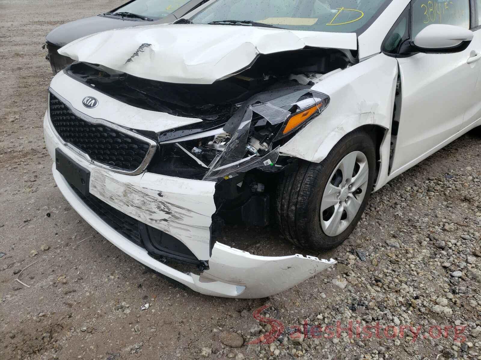 3KPFK4A78HE110370 2017 KIA FORTE