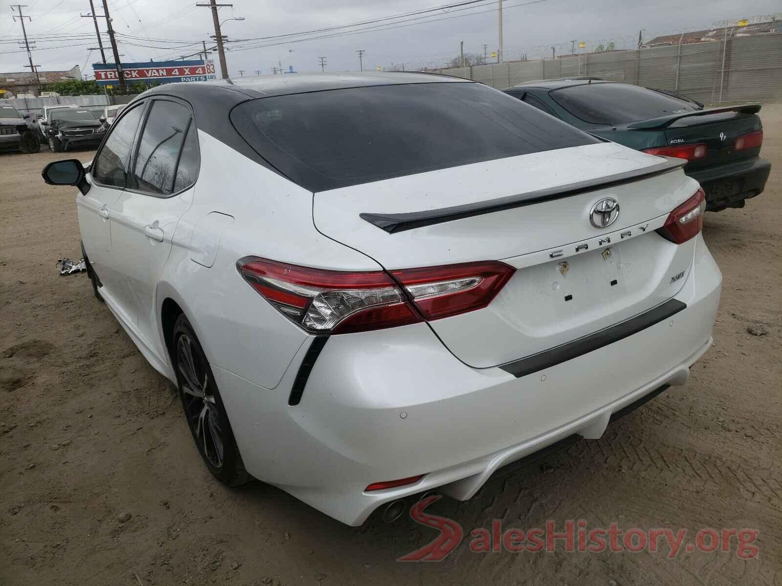 4T1B61HK6JU140272 2018 TOYOTA CAMRY