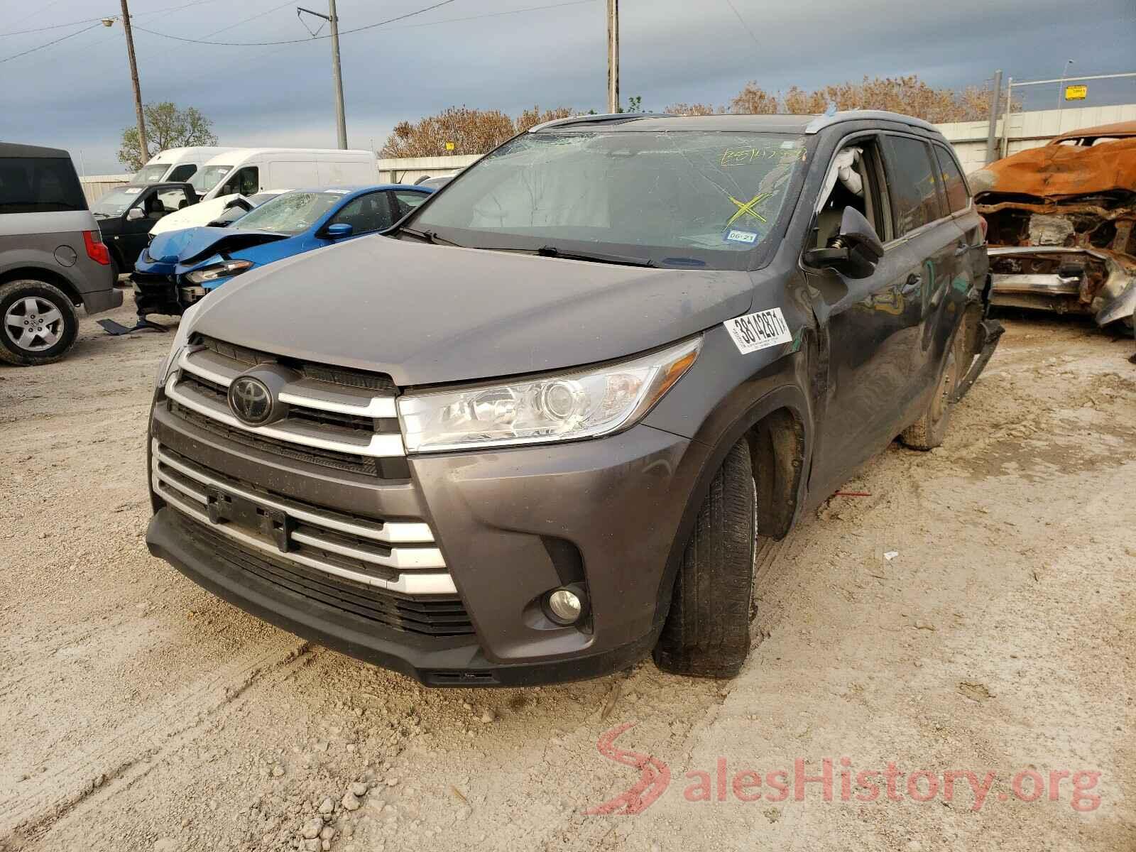 5TDKZRFH9JS547279 2018 TOYOTA HIGHLANDER