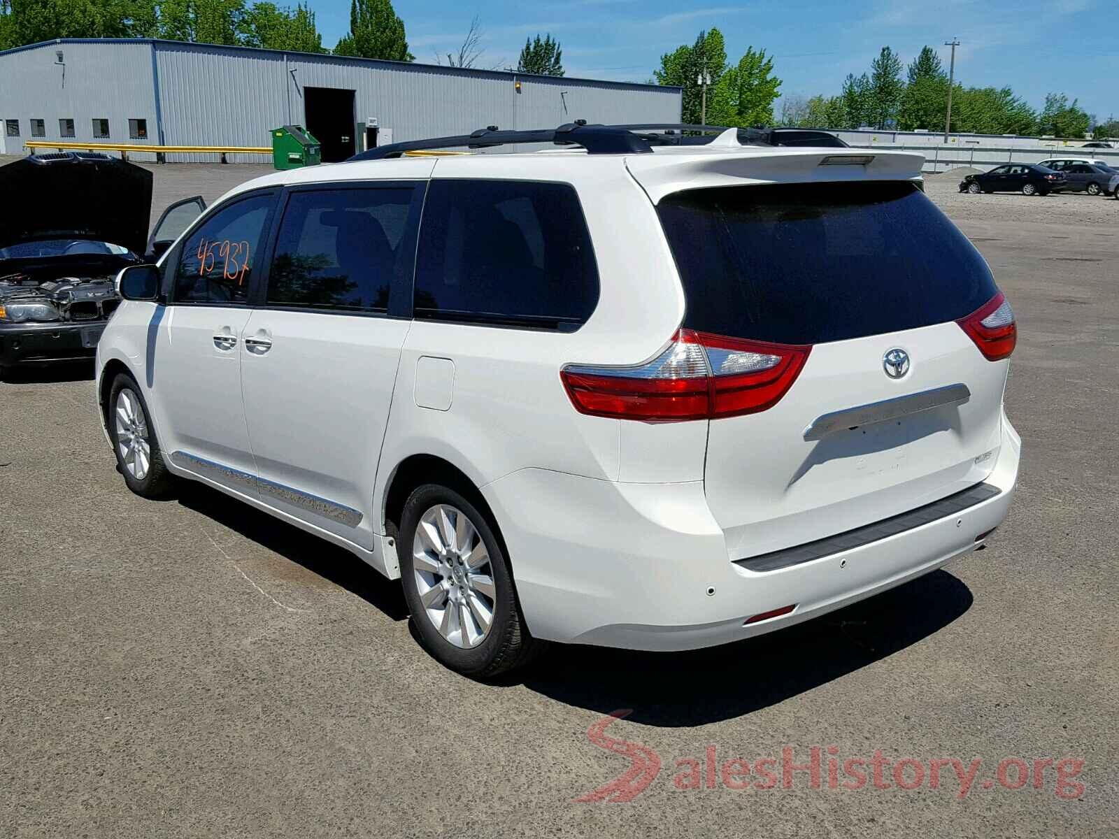 5TDYK3DC9FS585637 2015 TOYOTA SIENNA XLE