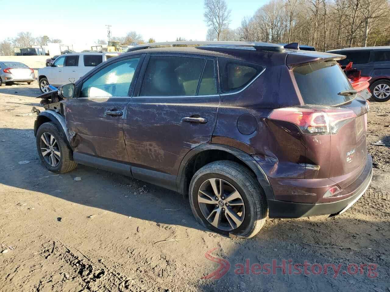 2T3RFREV0JW824611 2018 TOYOTA RAV4