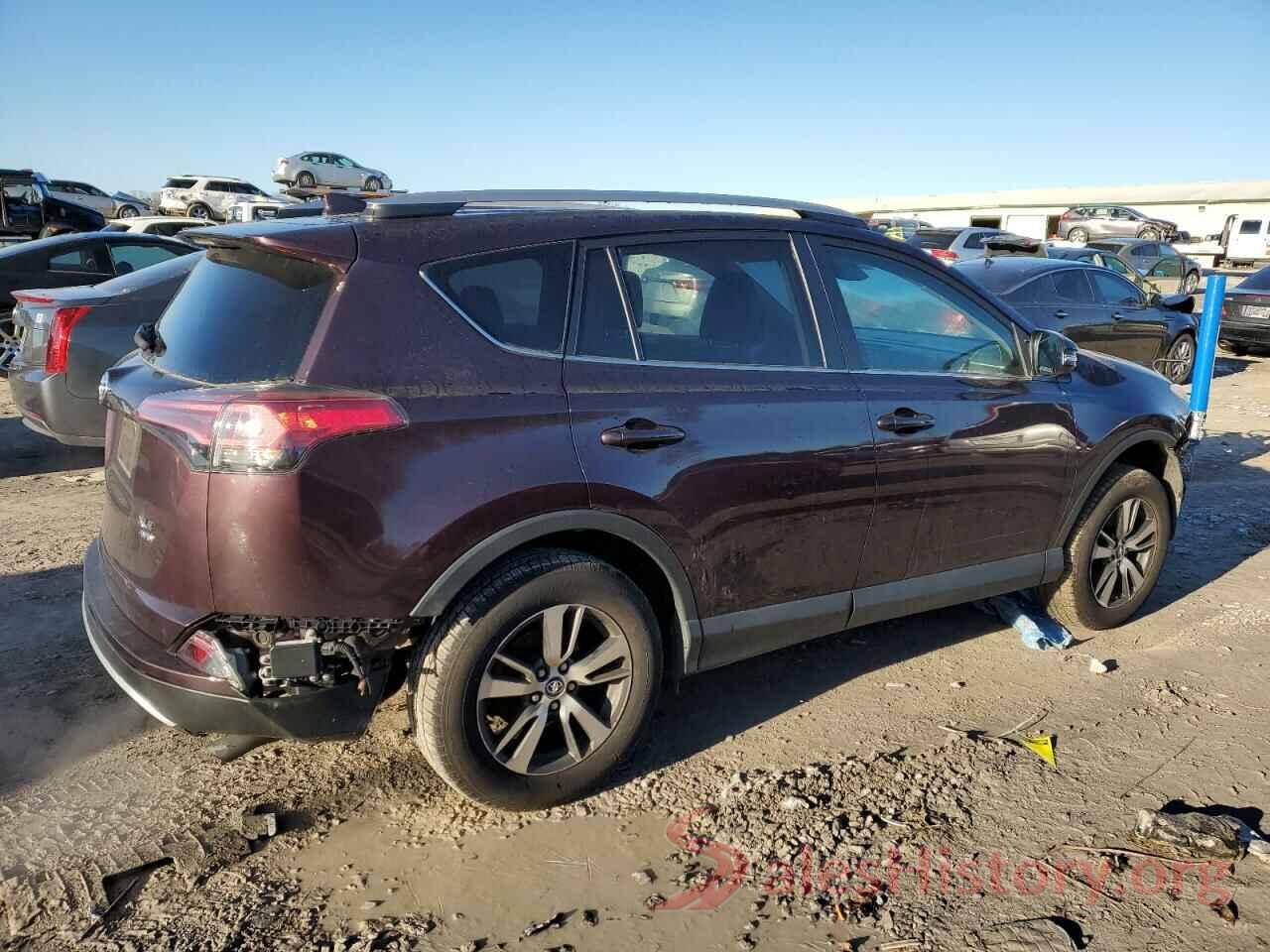 2T3RFREV0JW824611 2018 TOYOTA RAV4