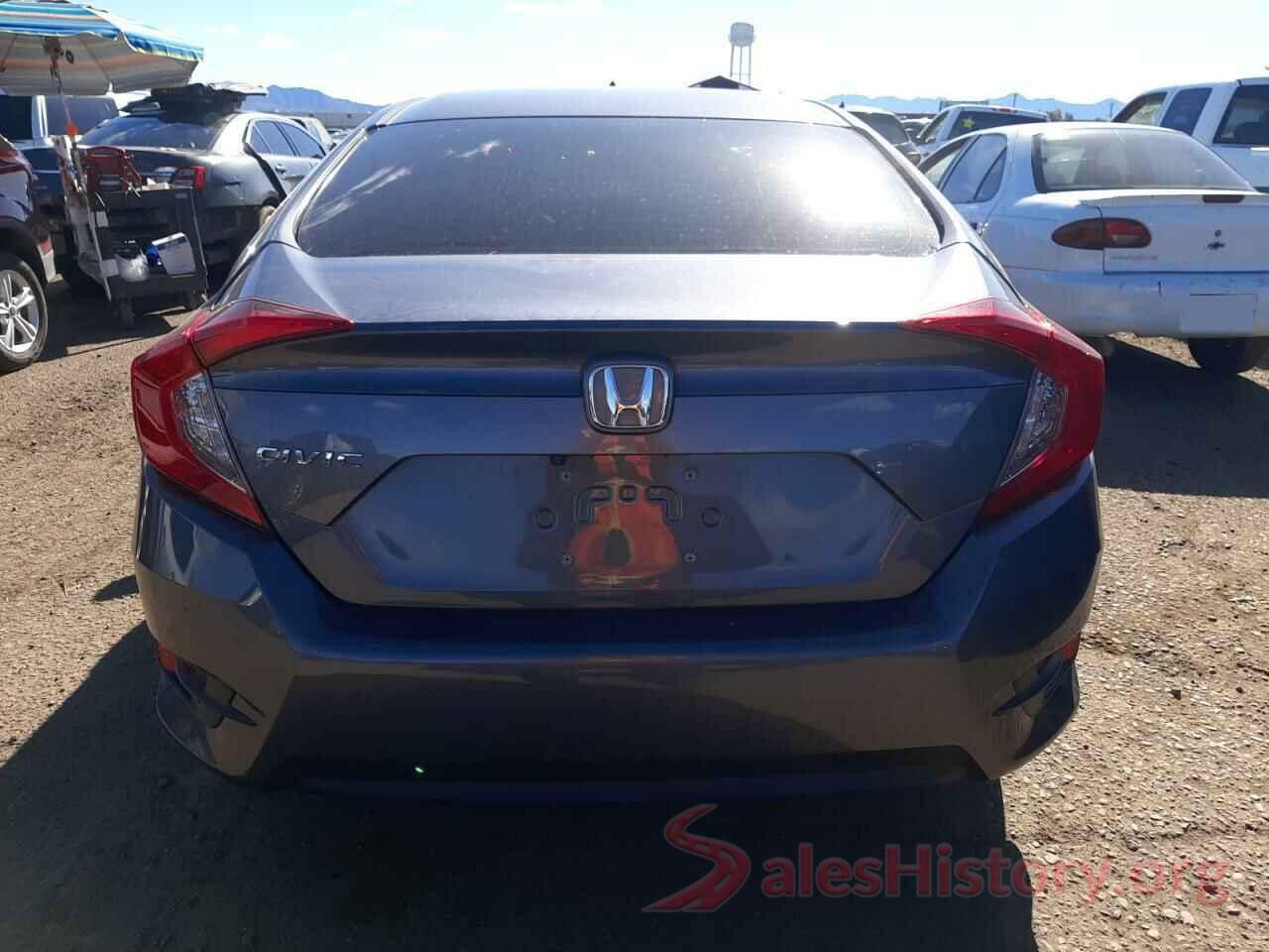 2HGFC2F50JH568313 2018 HONDA CIVIC