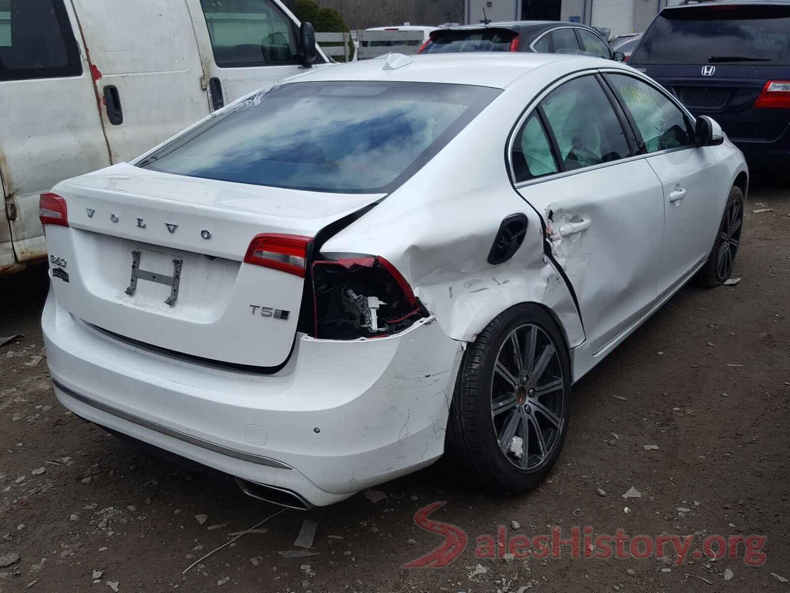 LYV402TK8HB129080 2017 VOLVO S60