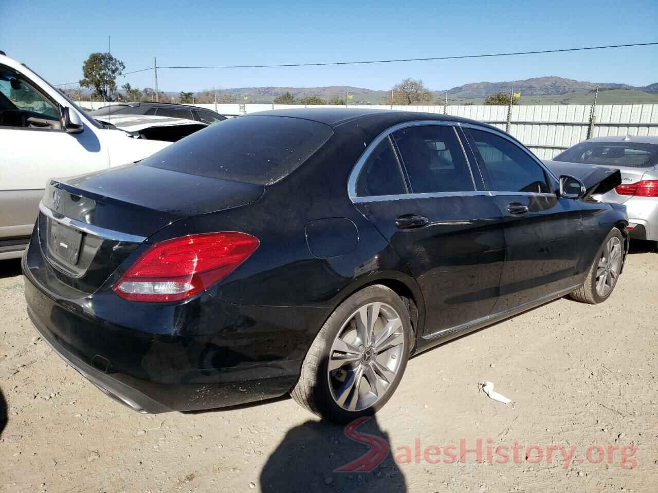 55SWF4JB6JU247251 2018 MERCEDES-BENZ C-CLASS