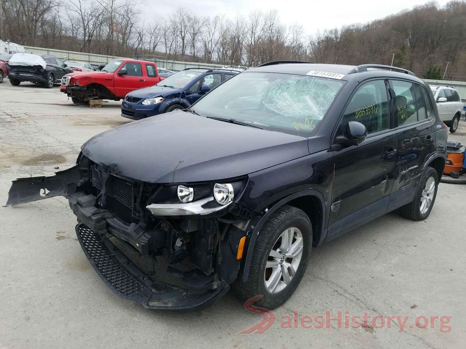 WVGAV7AX9HK037831 2017 VOLKSWAGEN TIGUAN