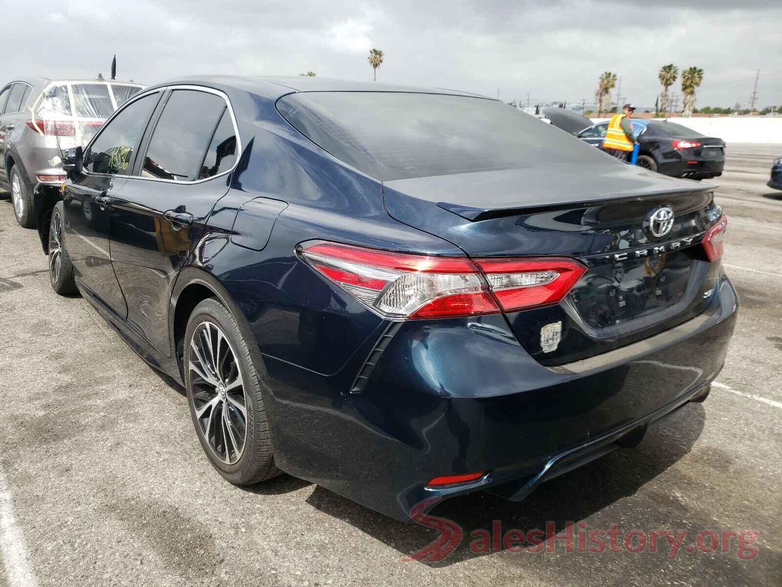 4T1B11HK5JU652491 2018 TOYOTA CAMRY