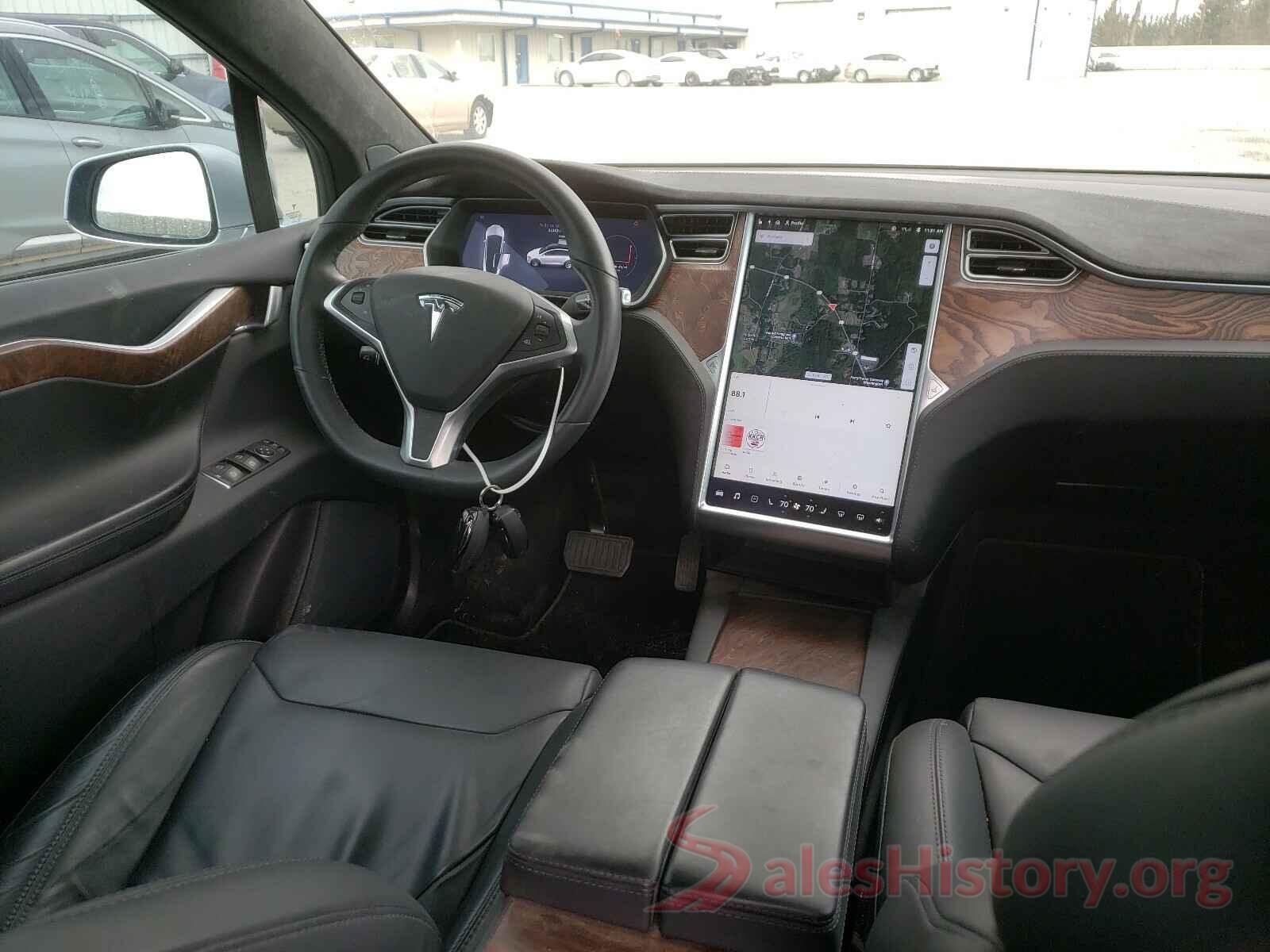 5YJXCDE27HF056439 2017 TESLA MODEL X