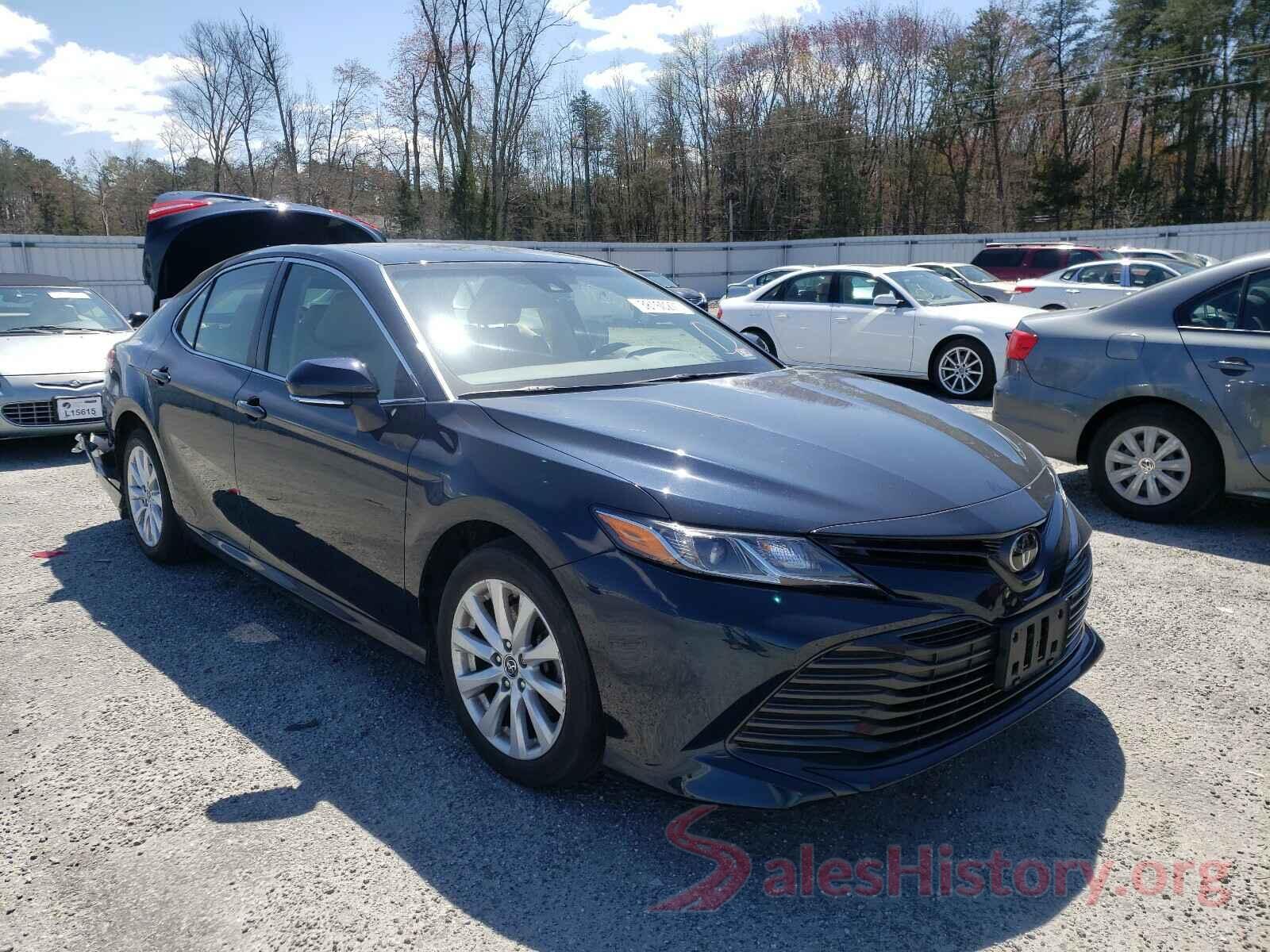 JTNB11HK0J3038552 2018 TOYOTA CAMRY