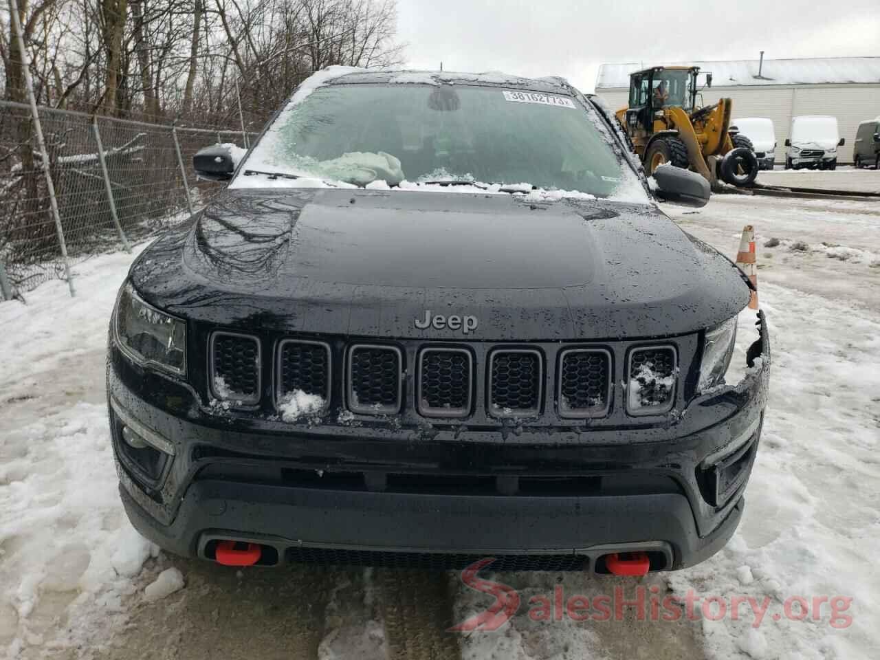 3C4NJDDBXKT690674 2019 JEEP COMPASS