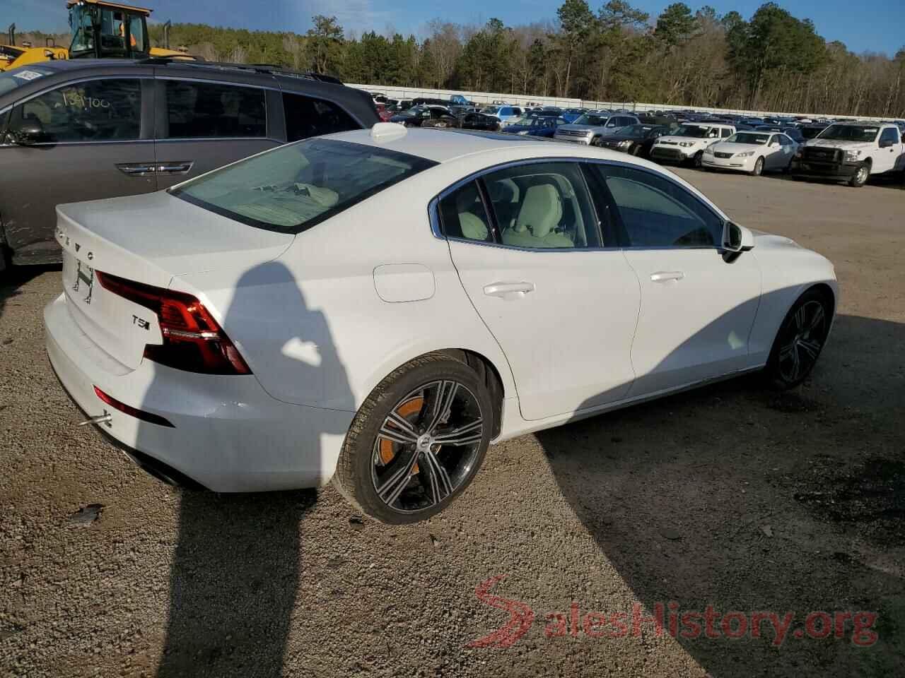 7JR102TL1MG123052 2021 VOLVO S60