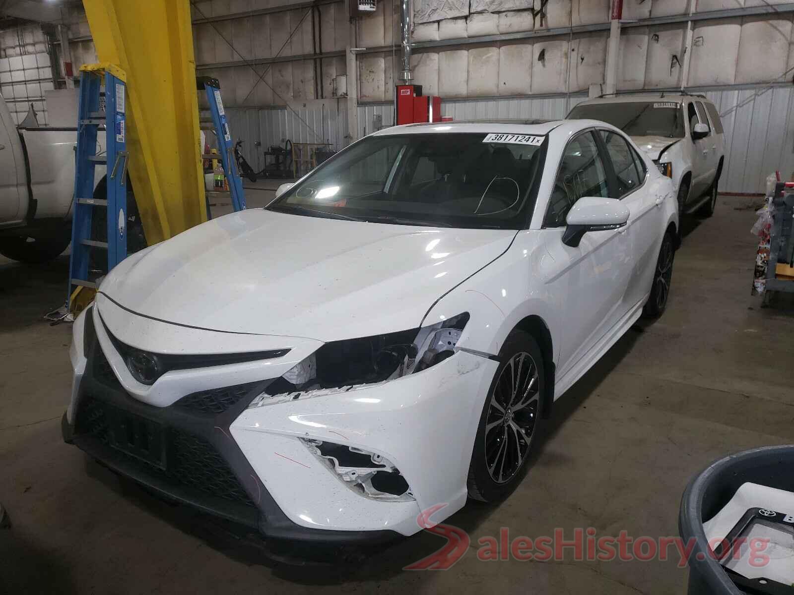 4T1B11HK5KU791280 2019 TOYOTA CAMRY