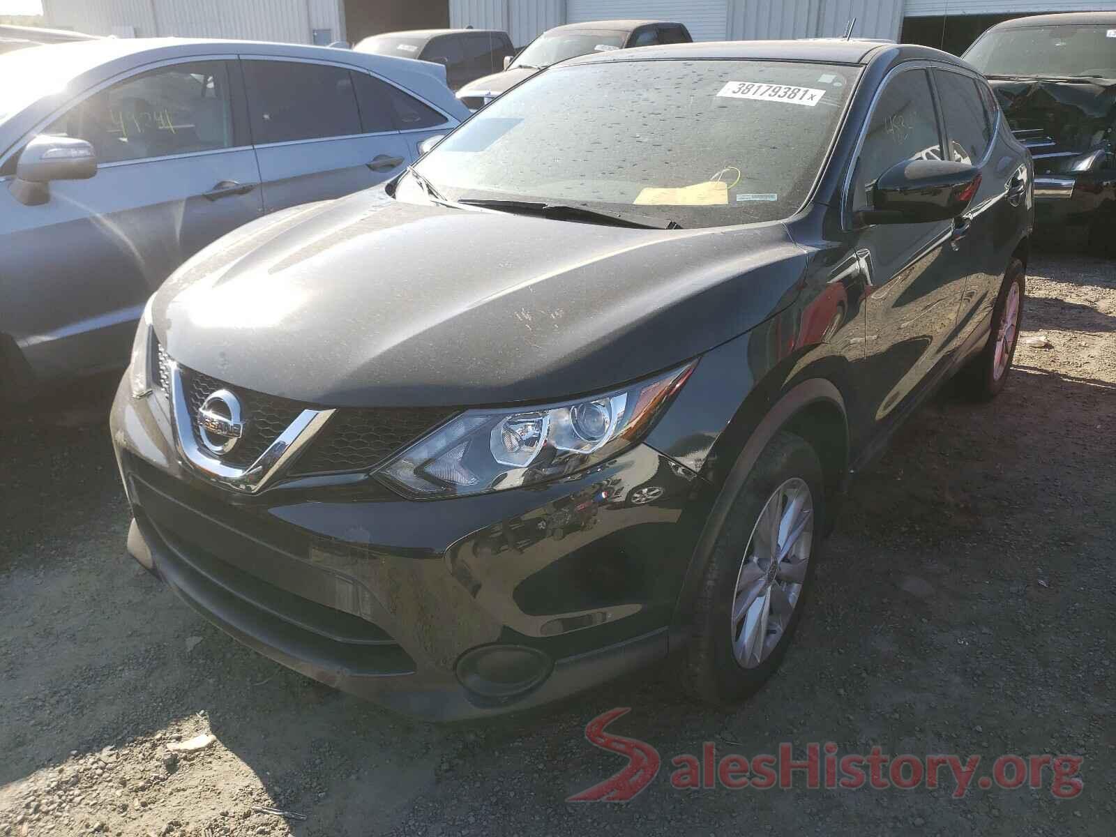 JN1BJ1CP8JW103205 2018 NISSAN ROGUE