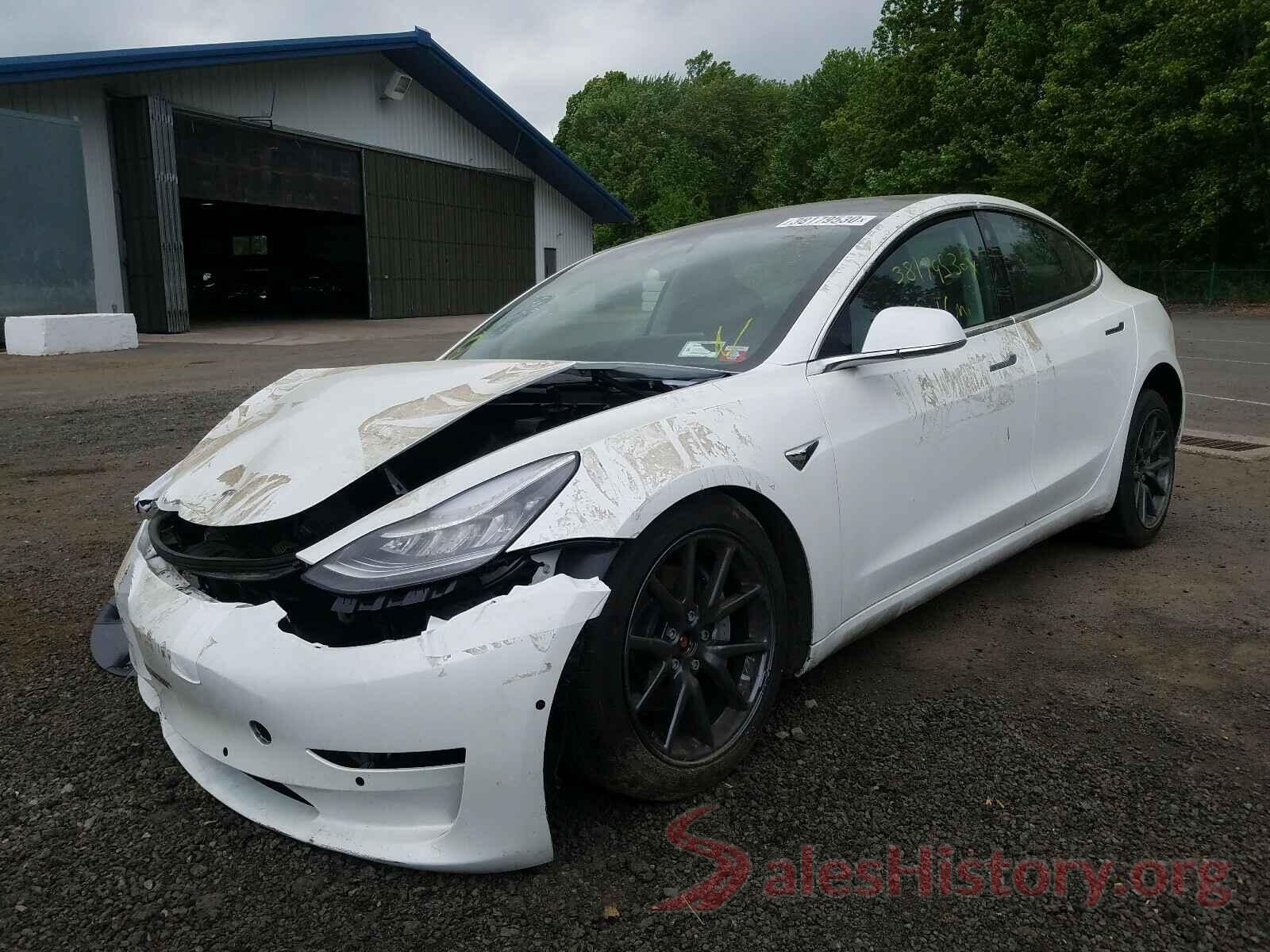 5YJ3E1EB2KF418398 2019 TESLA MODEL 3