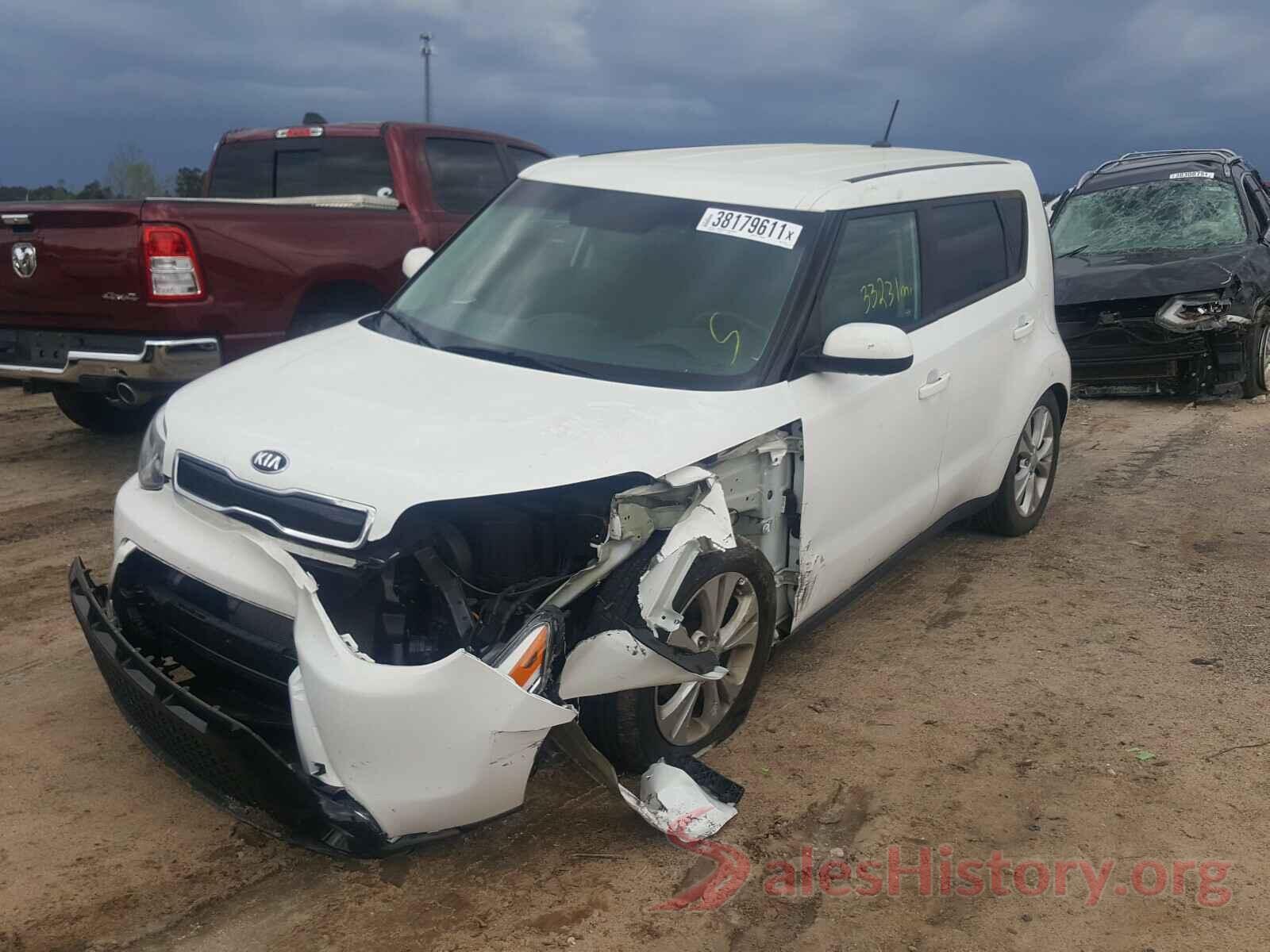 KNDJP3A52G7366135 2016 KIA SOUL