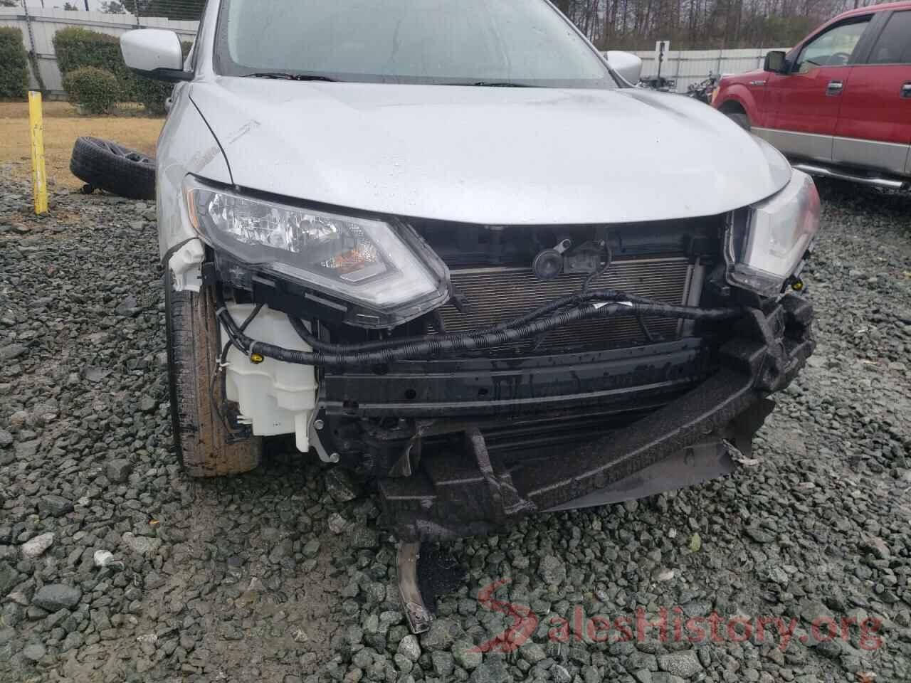 KNMAT2MV8HP550692 2017 NISSAN ROGUE