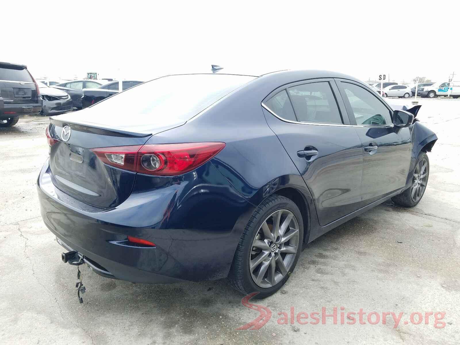 3MZBN1V30JM194236 2018 MAZDA 3