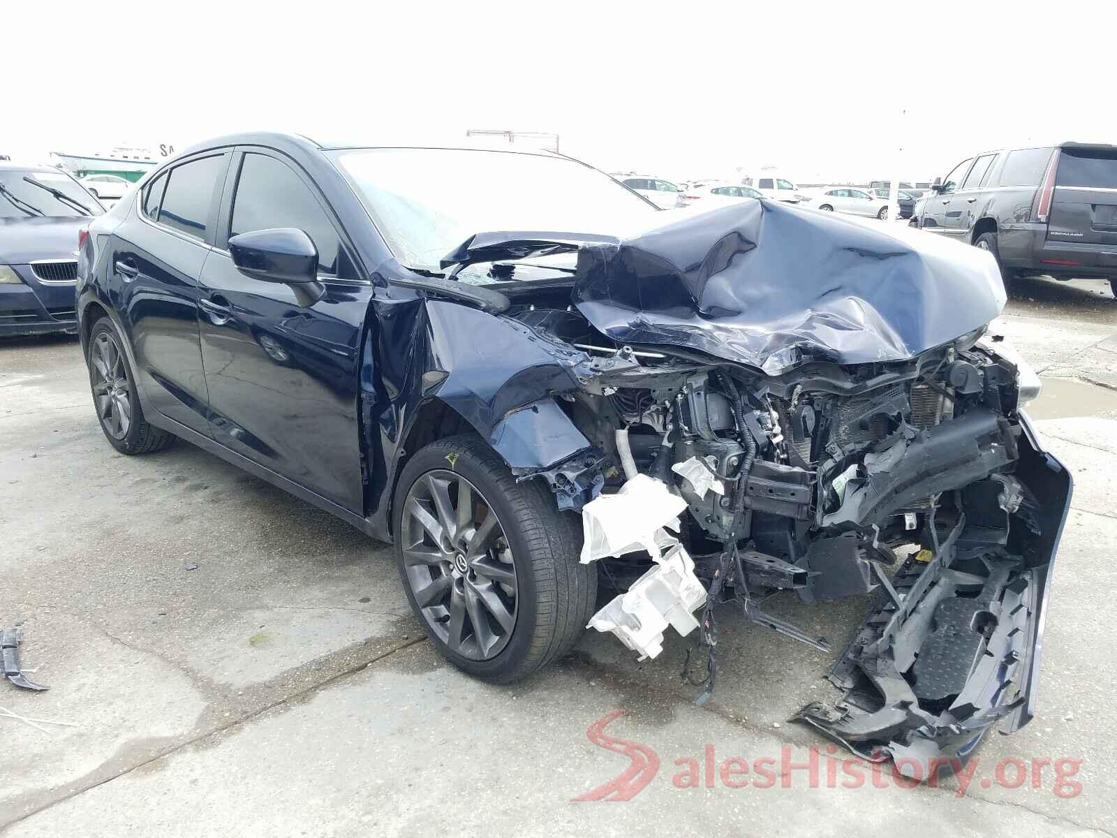 3MZBN1V30JM194236 2018 MAZDA 3