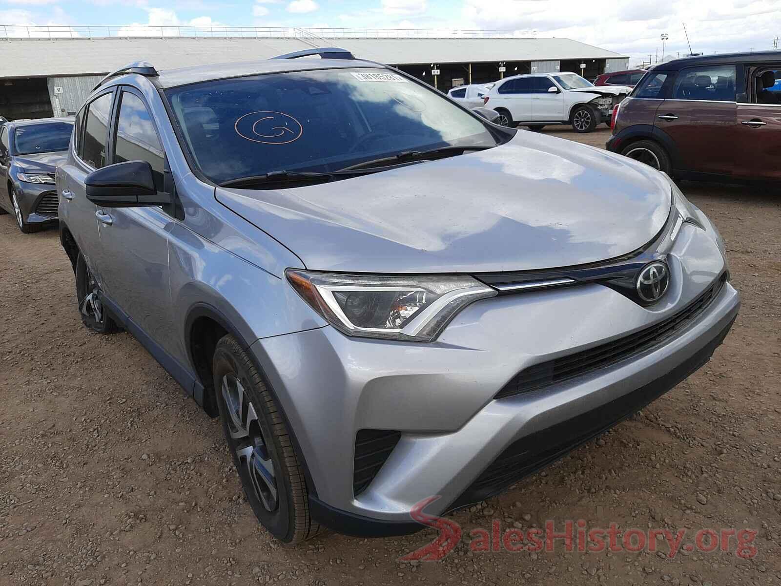 2T3ZFREV7HW352952 2017 TOYOTA RAV4