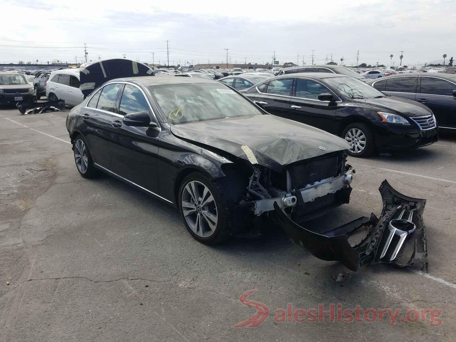 55SWF4JB7JU275883 2018 MERCEDES-BENZ C CLASS