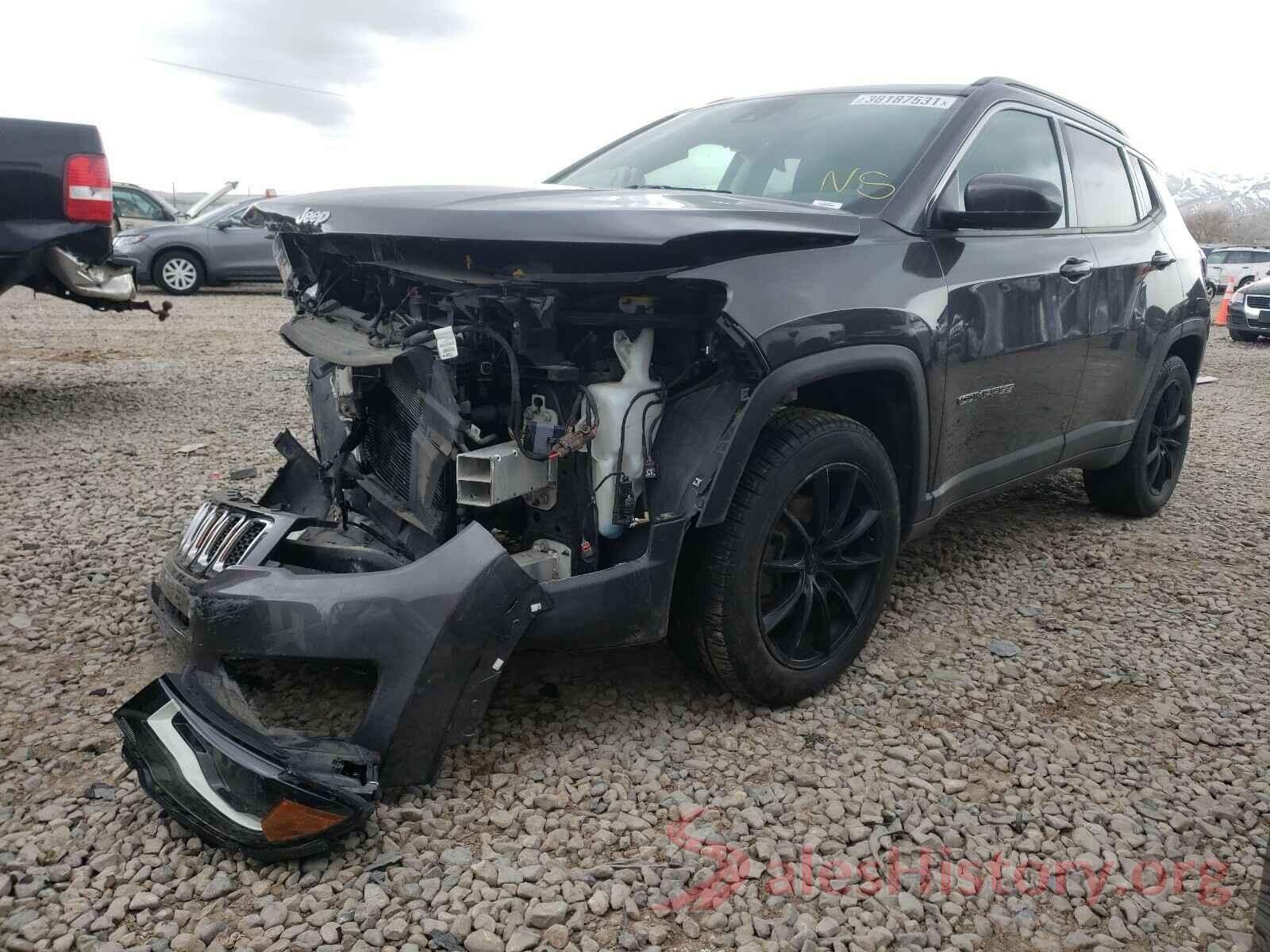 3C4NJDBBXJT359983 2018 JEEP COMPASS