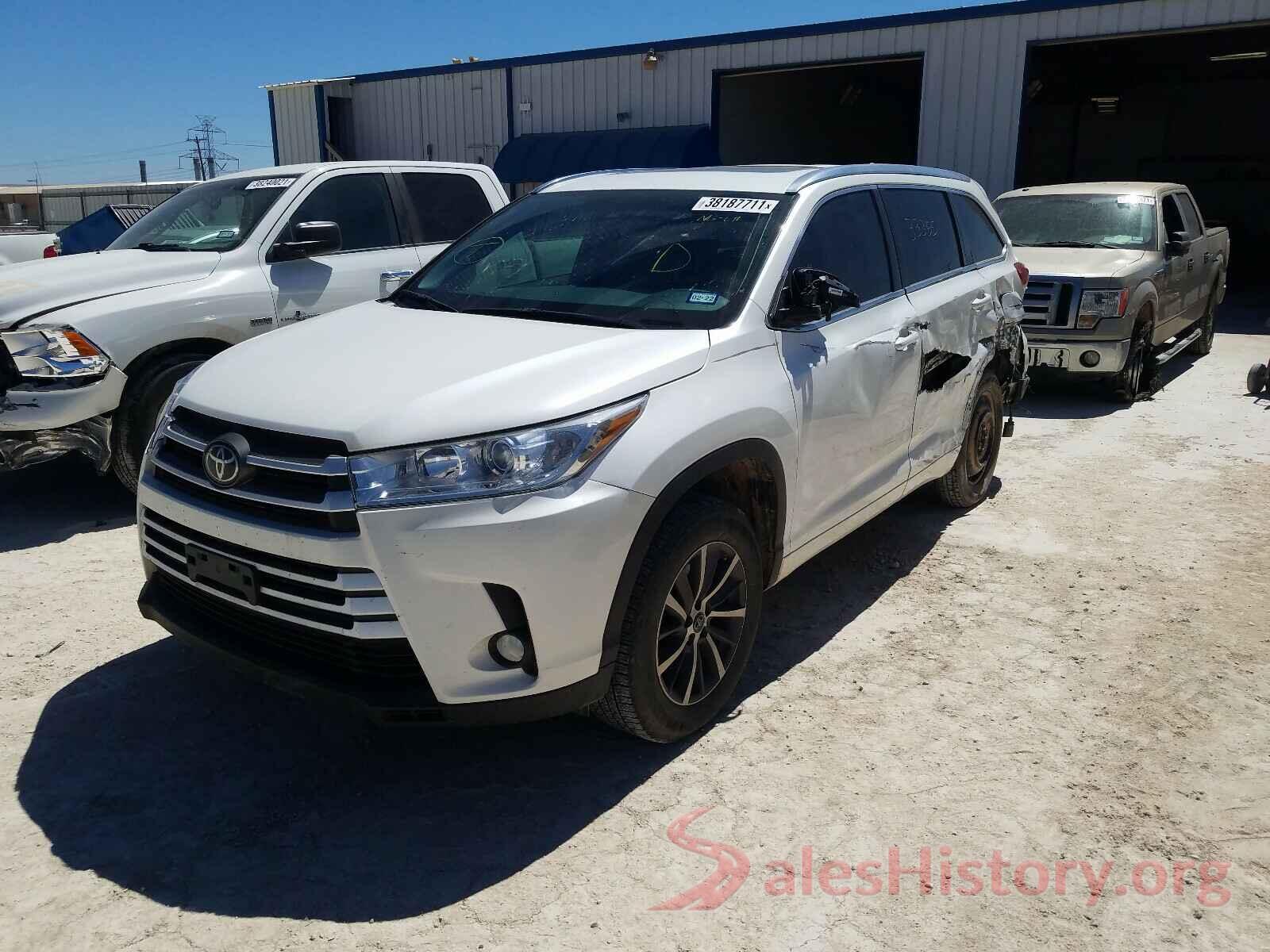 5TDKZRFH3JS244966 2018 TOYOTA HIGHLANDER