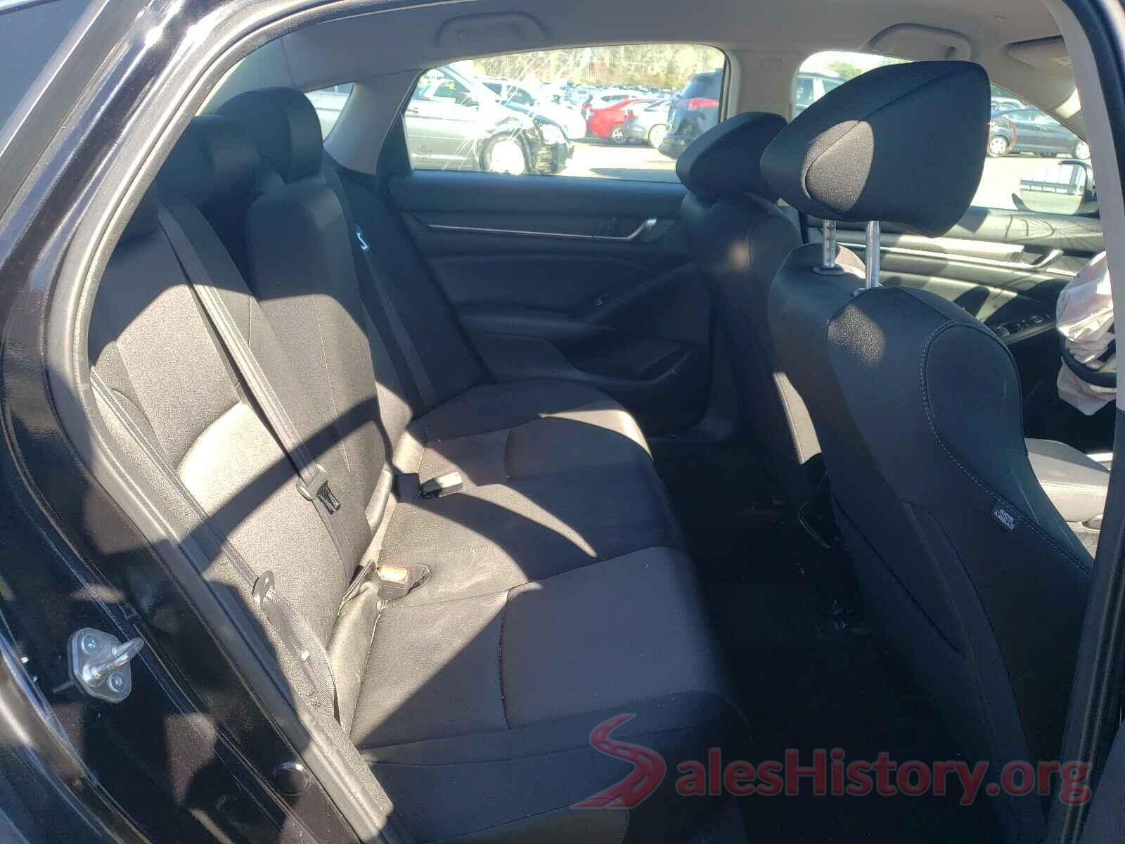 1HGCV1F13KA049650 2019 HONDA ACCORD