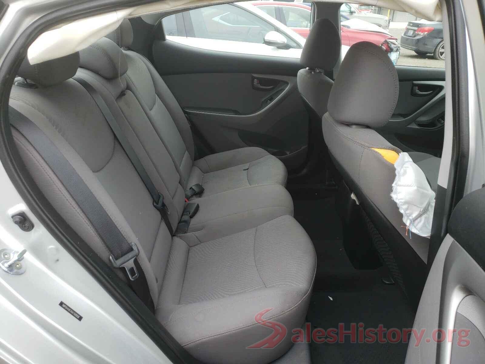 5NPDH4AE9GH768908 2016 HYUNDAI ELANTRA