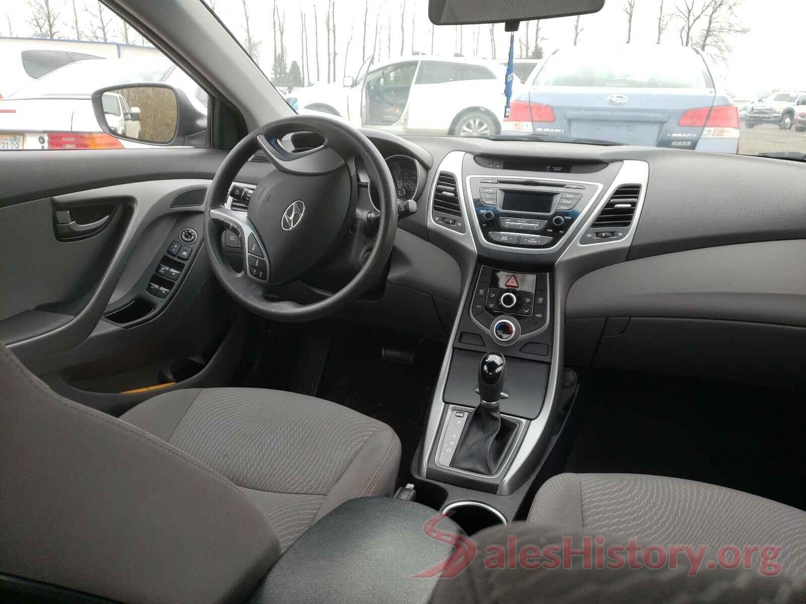 5NPDH4AE9GH768908 2016 HYUNDAI ELANTRA