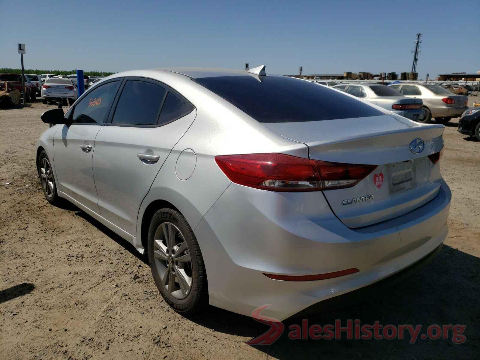 5NPD84LFXJH338611 2018 HYUNDAI ELANTRA