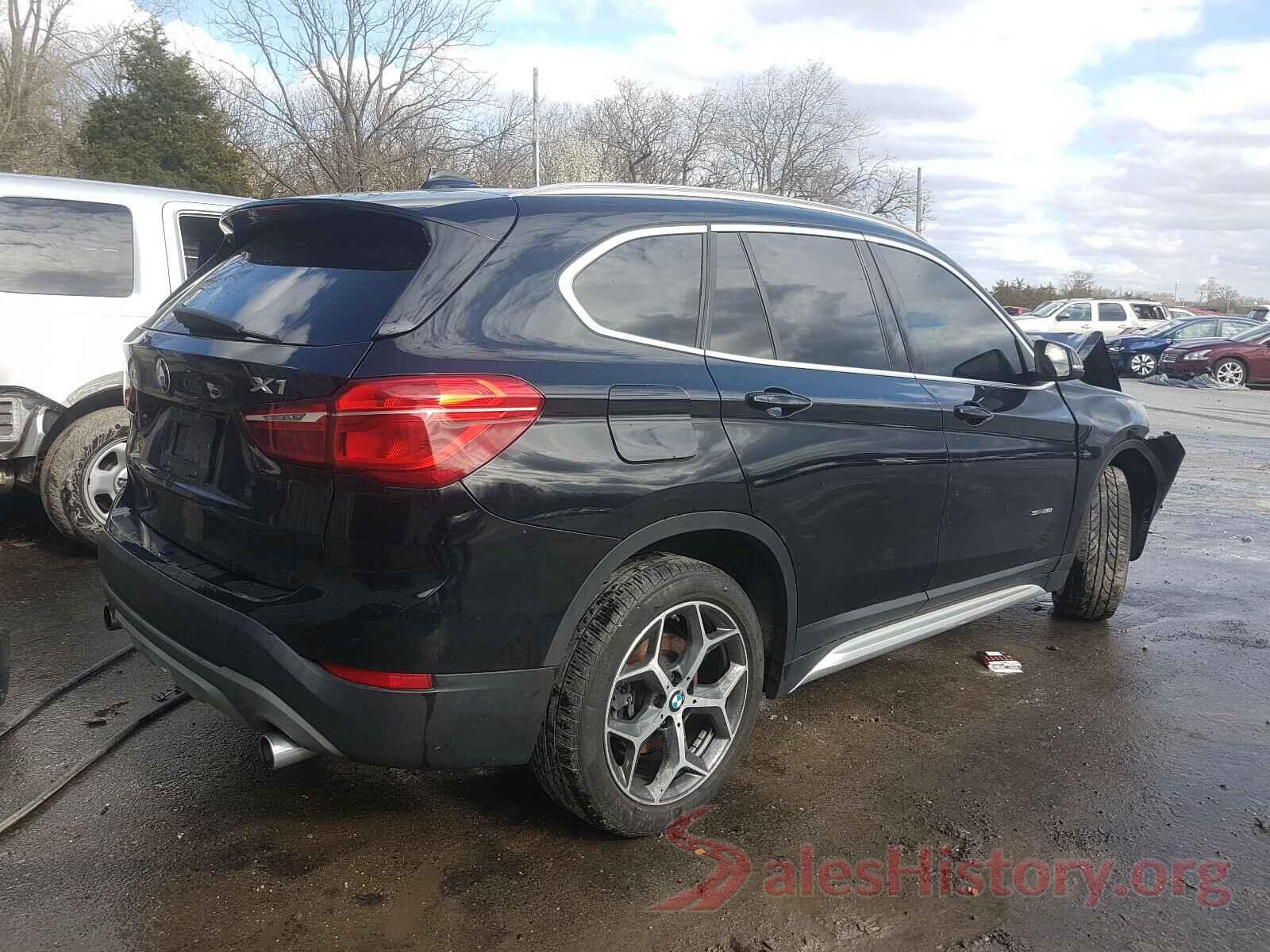 WBXHU7C38J5H45434 2018 BMW X1